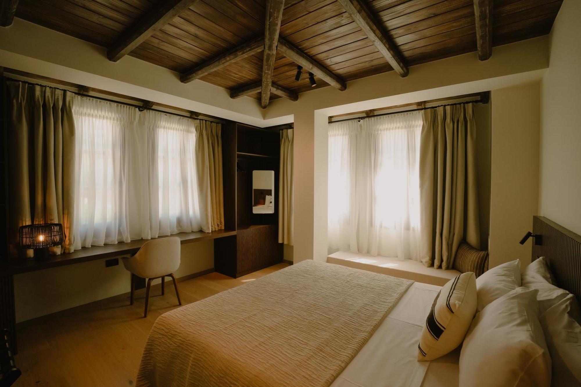 カストラキオン Mones Bed & Breakfast エクステリア 写真