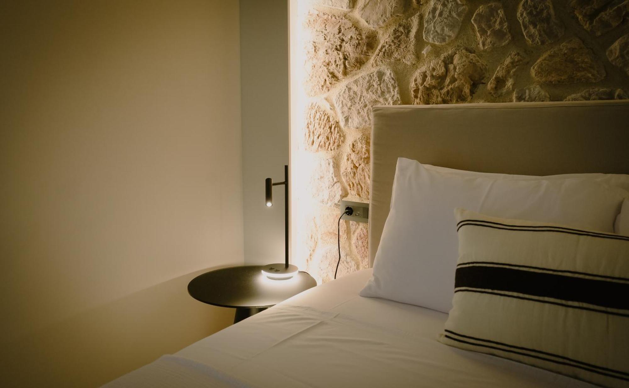 カストラキオン Mones Bed & Breakfast エクステリア 写真