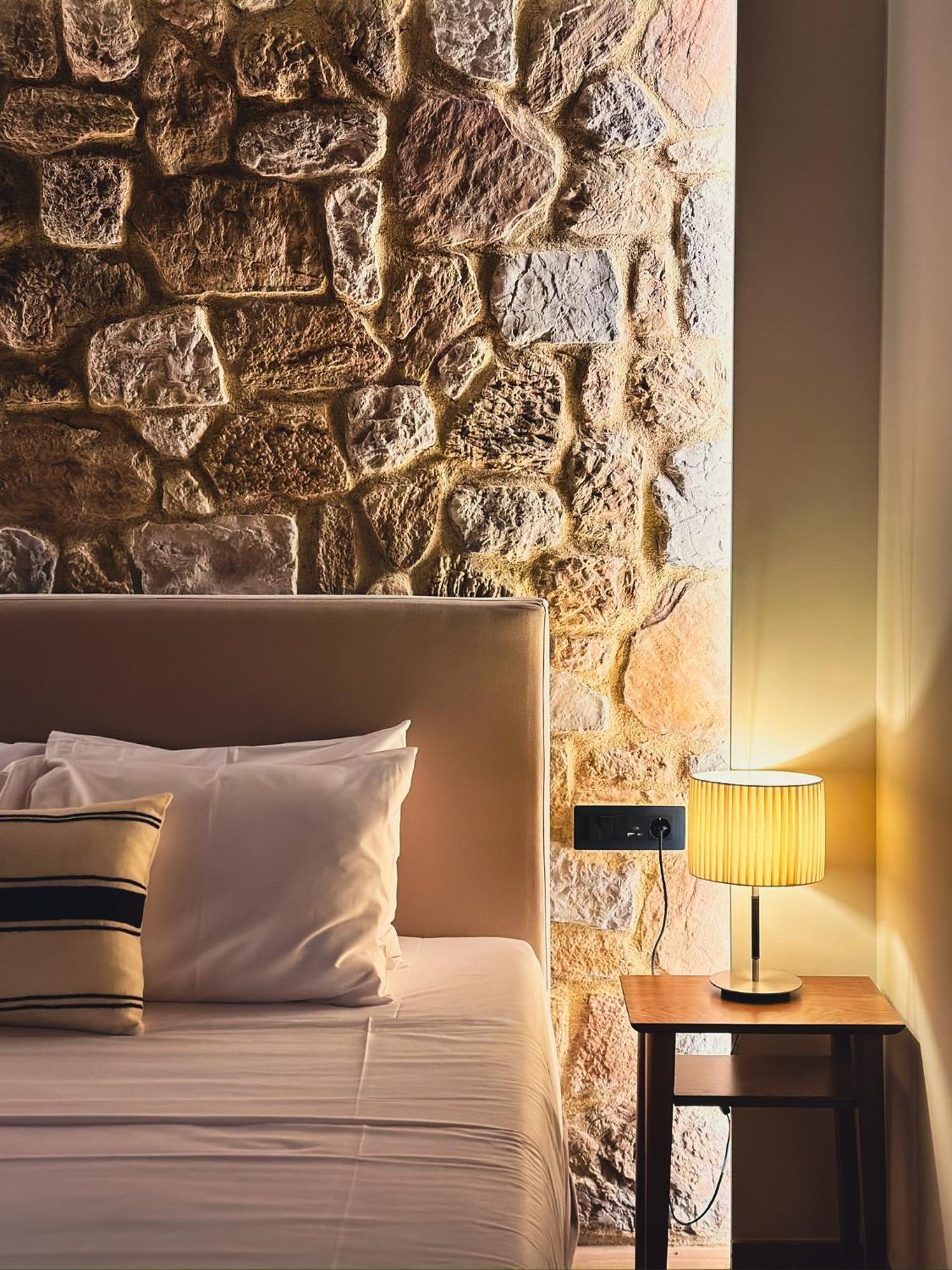 カストラキオン Mones Bed & Breakfast エクステリア 写真