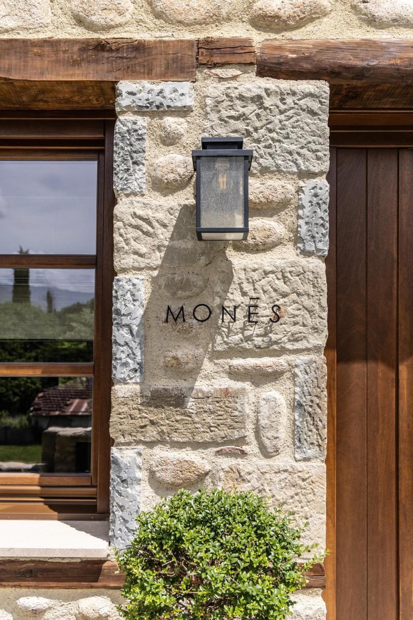 カストラキオン Mones Bed & Breakfast エクステリア 写真